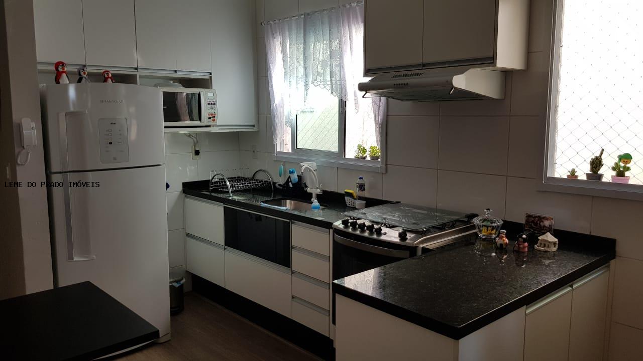 Cobertura à venda com 2 quartos, 80m² - Foto 4